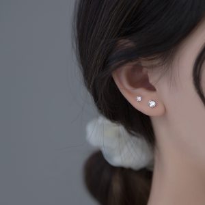 bông tai silvy charm